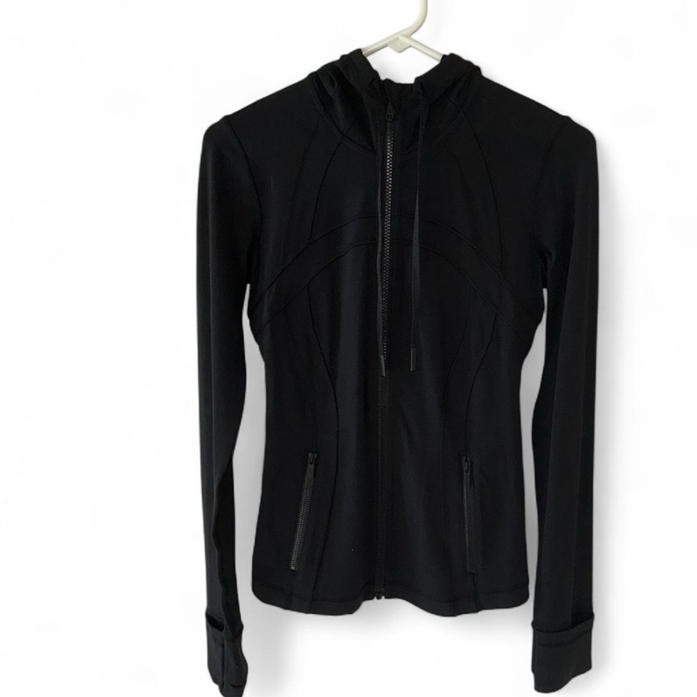 Lululemon black hooded define jacket